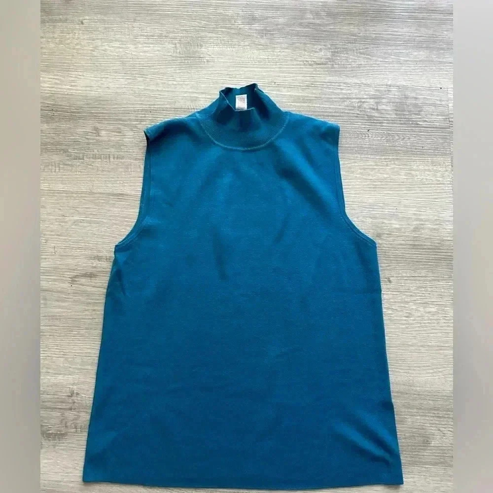 Chico’s turtle neck silk blend shirt Sz 2